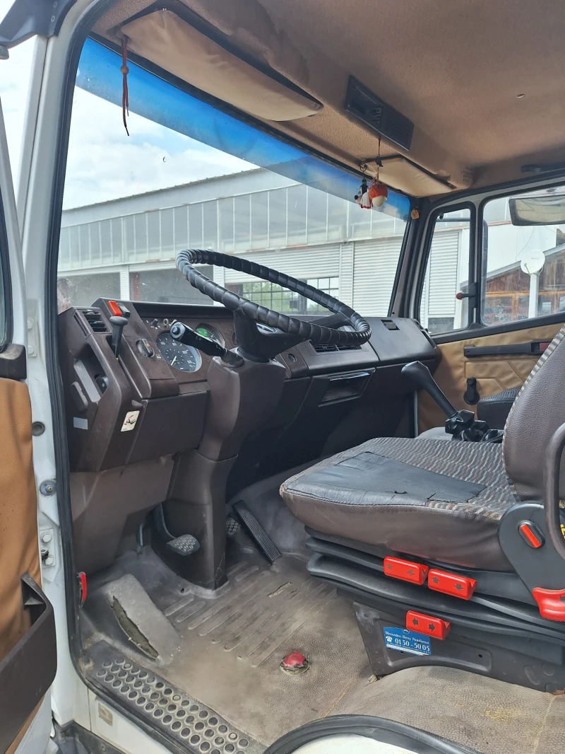 Mercedes-Benz 814 Камиона е бракуван, снимка 3 - Камиони - 51286327