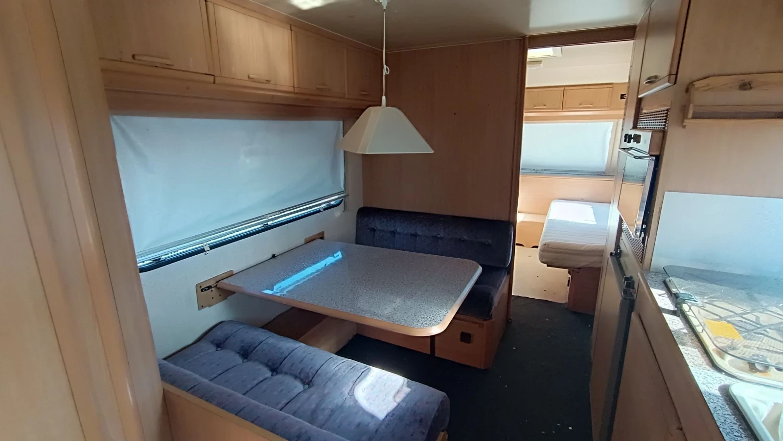 Каравана Adria Prima 710, снимка 6 - Каравани и кемпери - 53480957