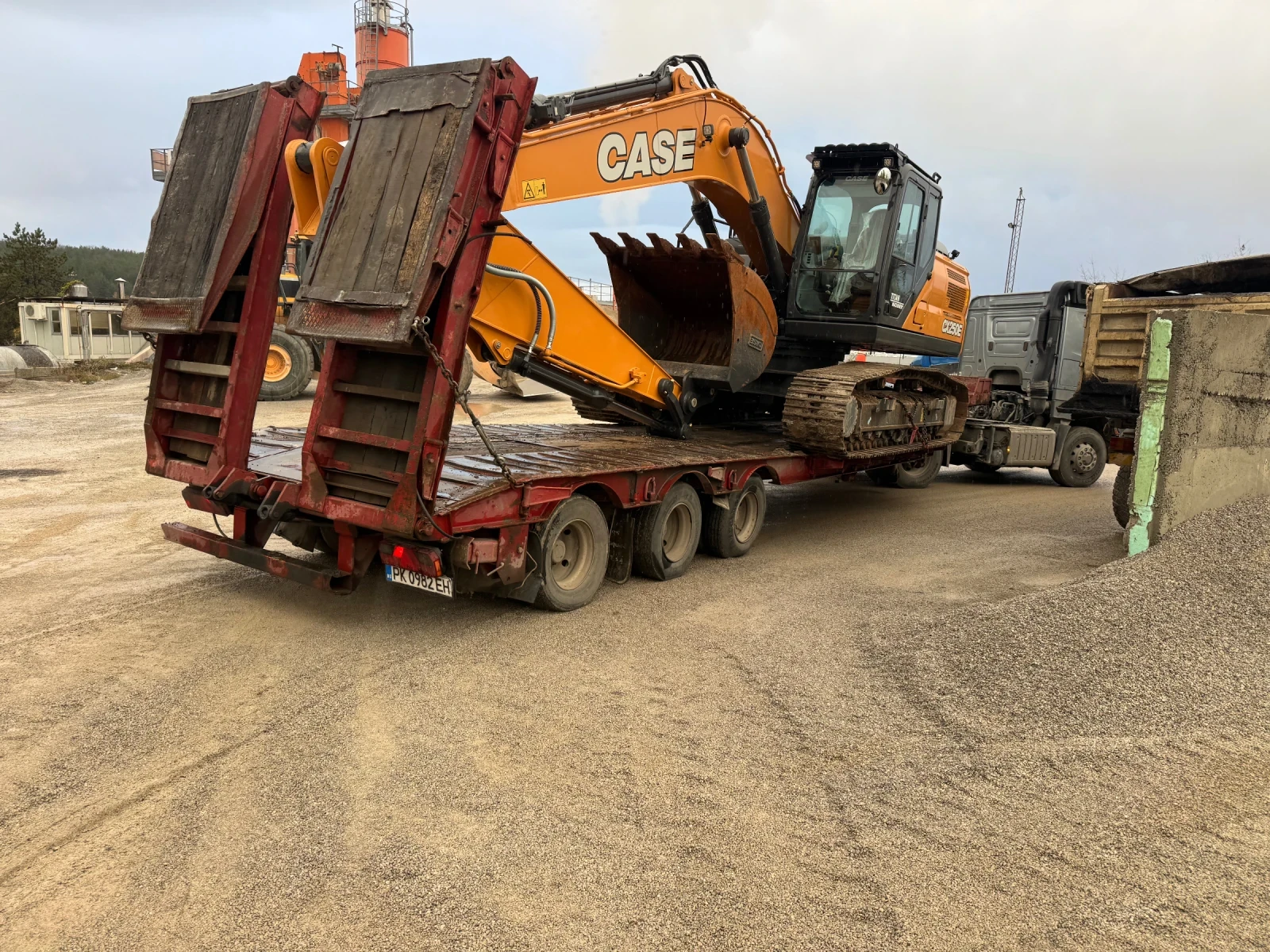  Fruehauf | Mobile.bg   1