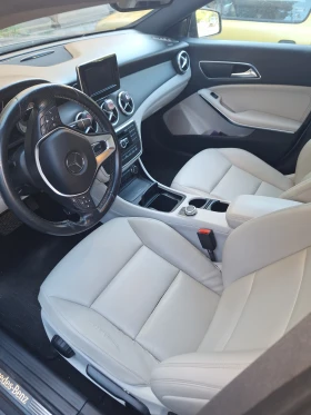 Mercedes-Benz CLA 220, снимка 8