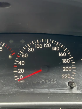 Toyota Corolla - 3300 лв. - 69453728 11