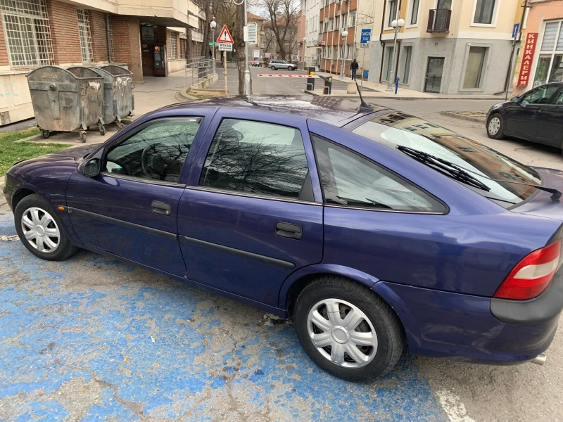 Opel Vectra, снимка 3 - Автомобили и джипове - 46220376