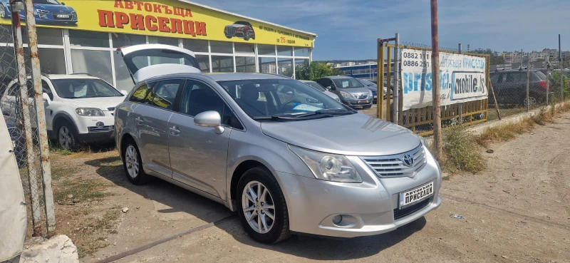 Toyota Avensis 2.0 D4D 126кс, снимка 3 - Автомобили и джипове - 47030400