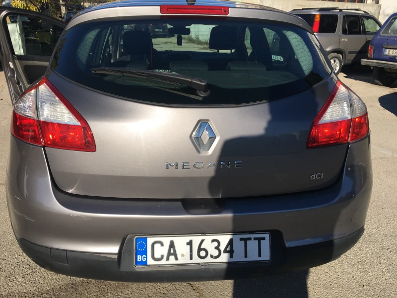 Renault Megane, снимка 4 - Автомобили и джипове - 47901267