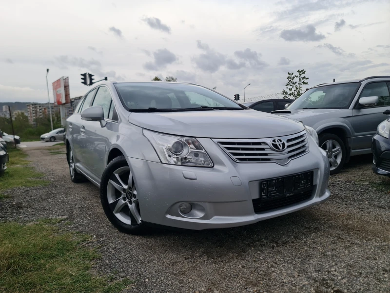 Toyota Avensis КАТО НОВА, снимка 3 - Автомобили и джипове - 48005107