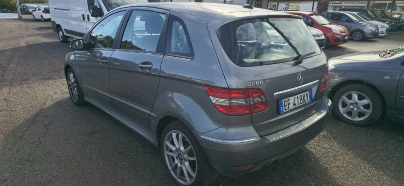 Mercedes-Benz B 200 Автомат 2.0cdi 143кс, снимка 5 - Автомобили и джипове - 48457019