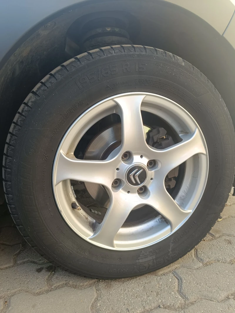 Citroen C3 1.2 Бензин, снимка 3 - Автомобили и джипове - 51002135