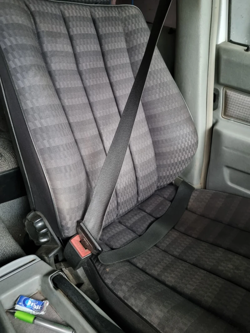 Mercedes-Benz 190 Dizel, снимка 7 - Автомобили и джипове - 52660426