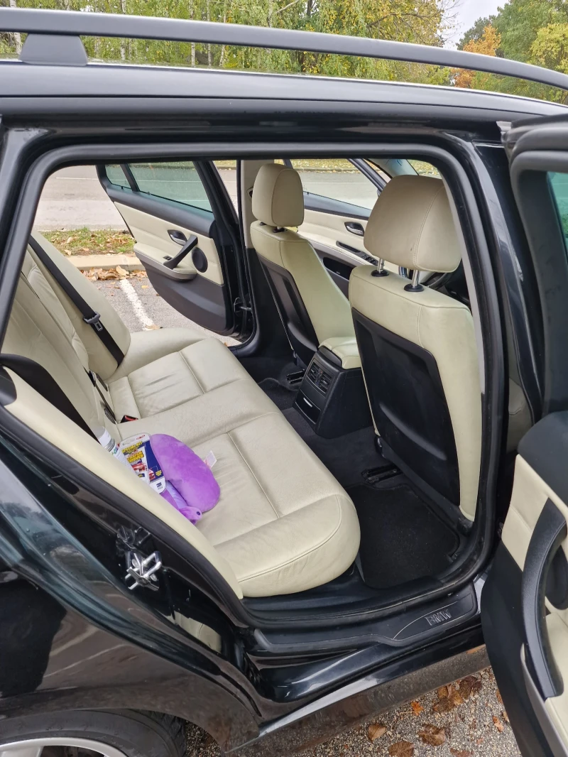 BMW 320, снимка 8 - Автомобили и джипове - 52514465