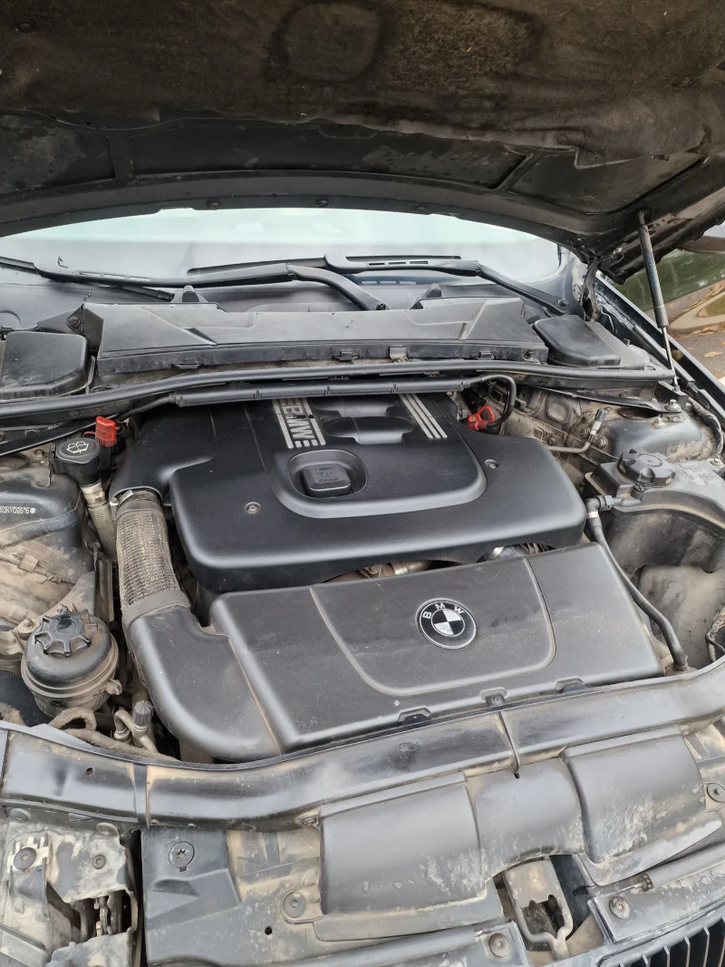 BMW 320, снимка 14 - Автомобили и джипове - 52514465