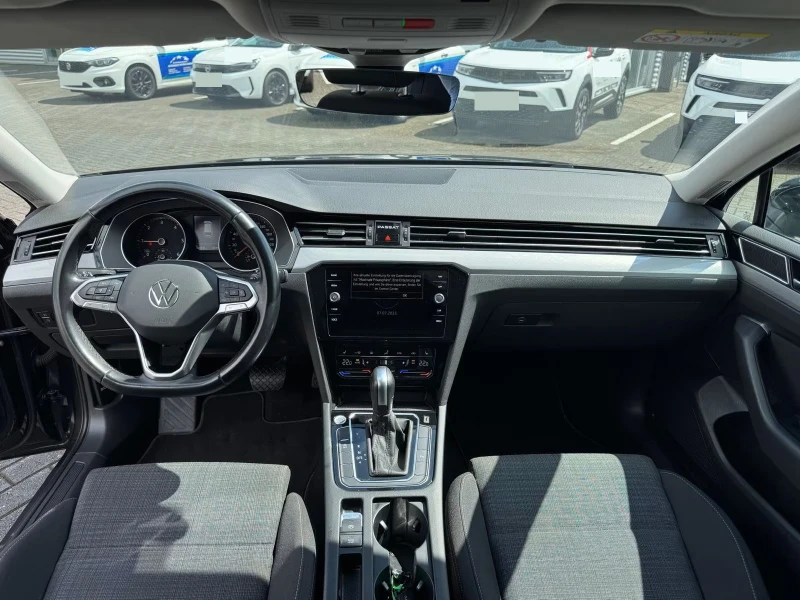 VW Passat Variant 2.0 TDI DSG Business ACC LED KAM #iCarbg, снимка 10 - Автомобили и джипове - 52204111