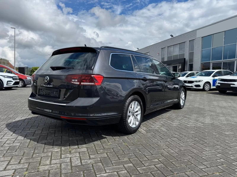 VW Passat Variant 2.0 TDI DSG Business ACC LED KAM #iCarbg, снимка 5 - Автомобили и джипове - 52204111
