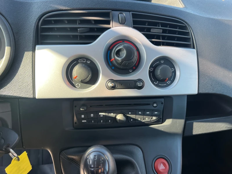 Renault Kangoo 1.5dci, снимка 16 - Автомобили и джипове - 52752021