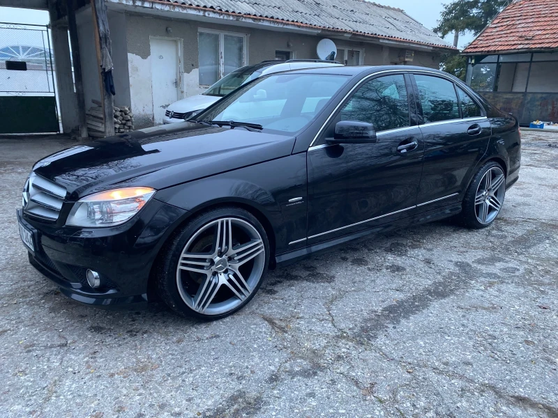 Mercedes-Benz C 180 AMG Kompressor, снимка 3 - Автомобили и джипове - 52857188