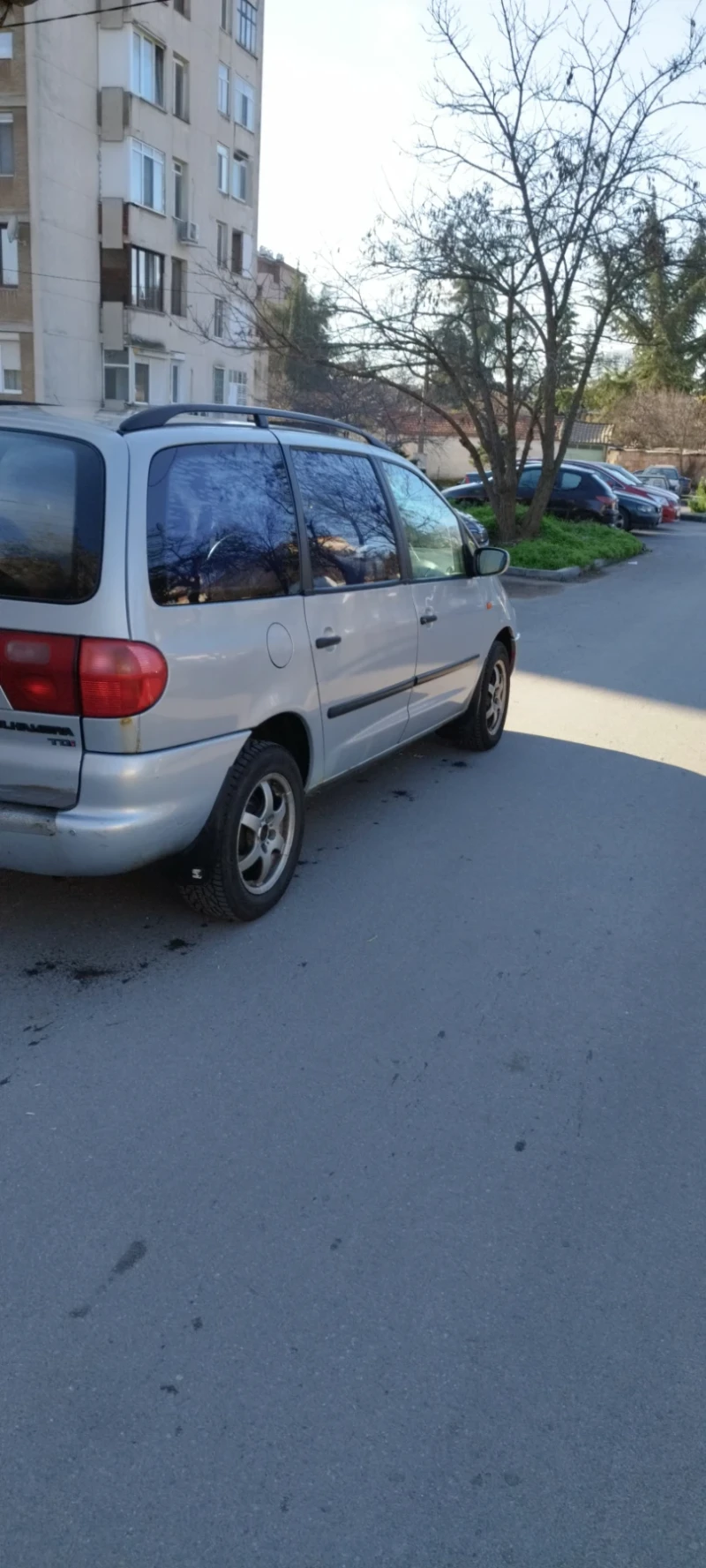 Seat Alhambra 1.9 tdi, снимка 4 - Автомобили и джипове - 52921715