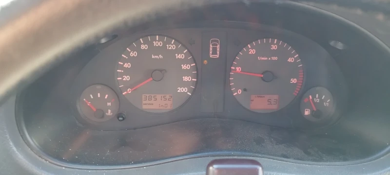 Seat Alhambra 1.9 tdi, снимка 7 - Автомобили и джипове - 52921715