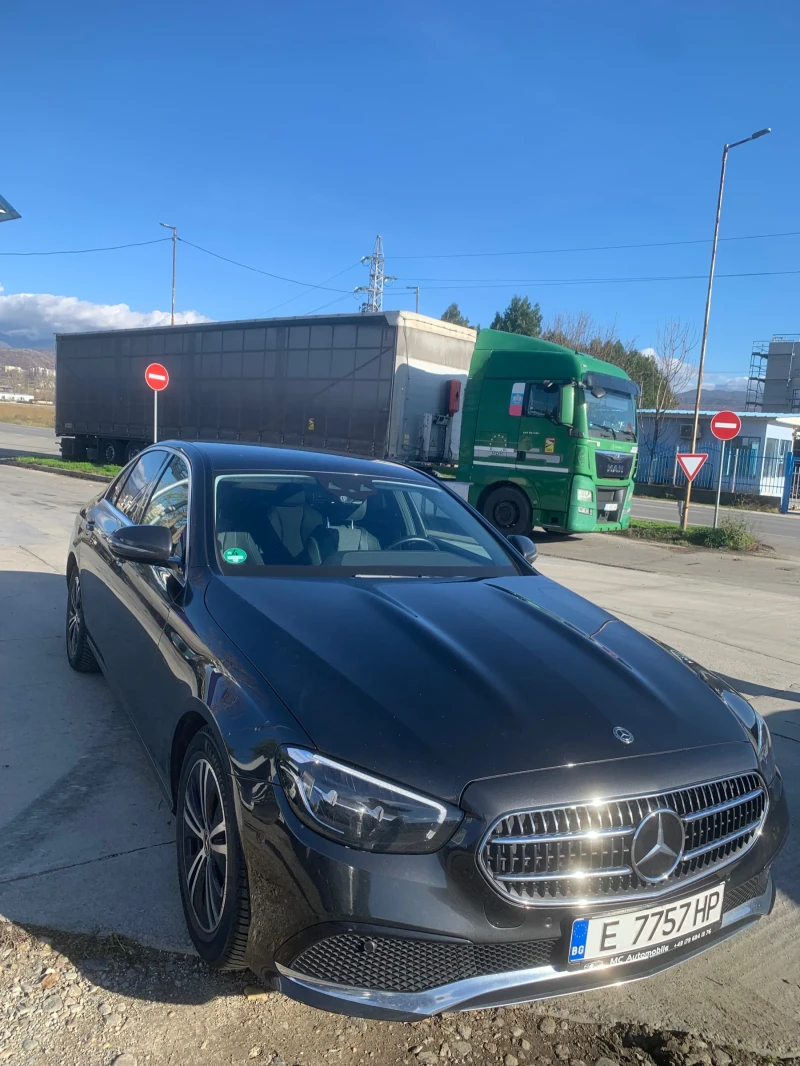 Mercedes-Benz E 220 9G- tronic* DISTRONIC, снимка 2 - Автомобили и джипове - 53147905