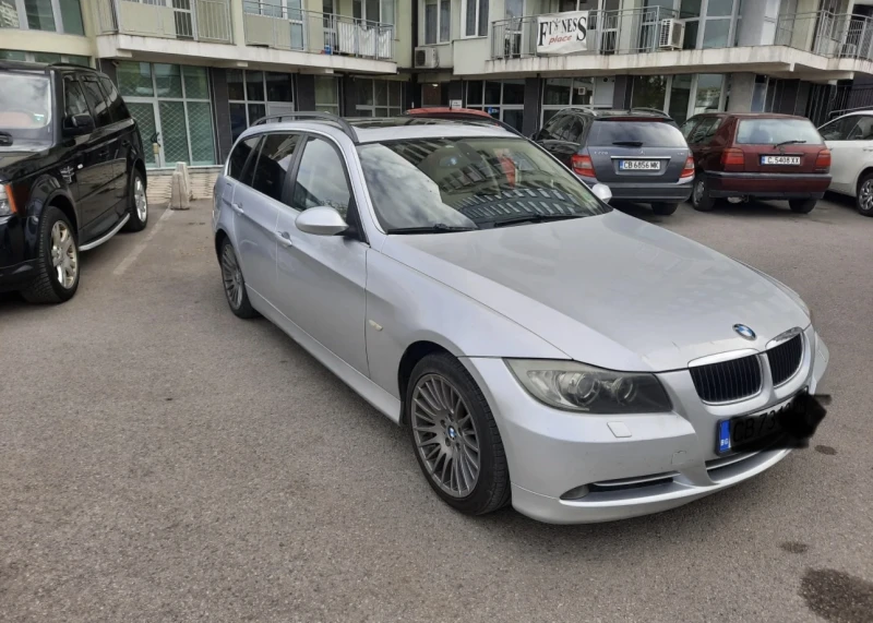 BMW 330 M57 Navi/Pano, снимка 2 - Автомобили и джипове - 53235201