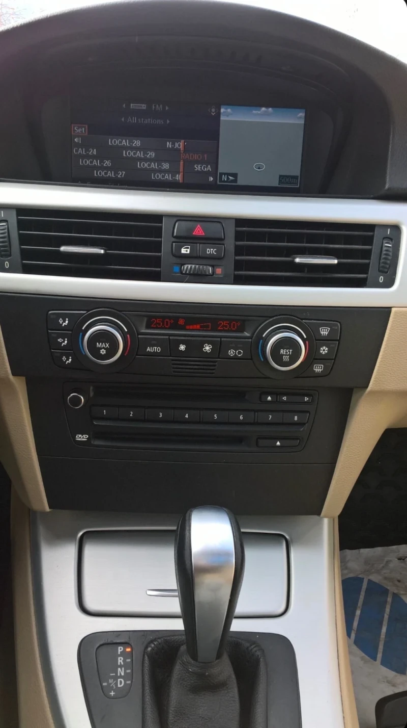 BMW 330 M57 Navi/Pano, снимка 8 - Автомобили и джипове - 53235201