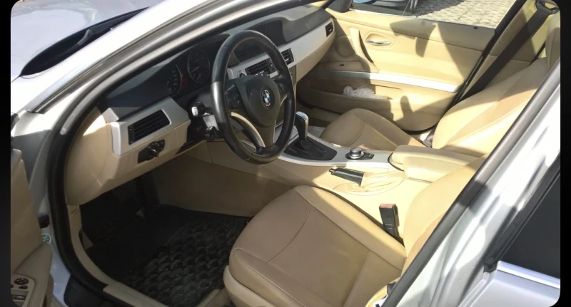 BMW 330 M57 Navi/Pano, снимка 5 - Автомобили и джипове - 53235201