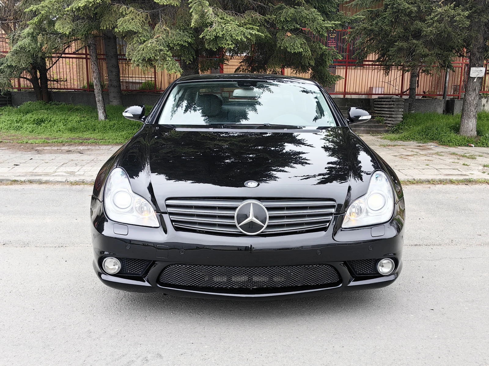 Mercedes-Benz CLS 500 AMG 388 к.с. / 7G Tronic - изображение 3