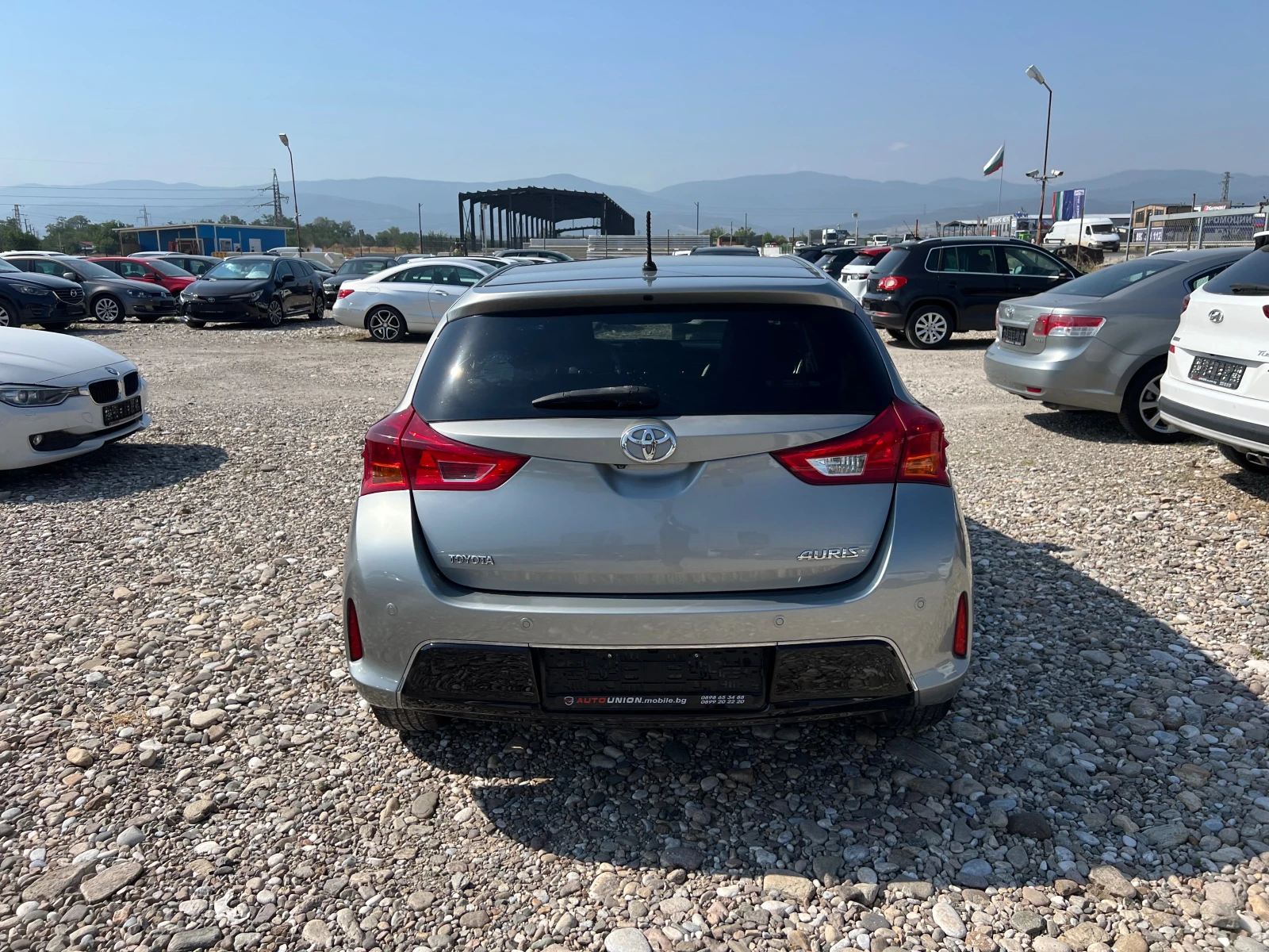 Toyota Auris 1.4  D4D - изображение 6