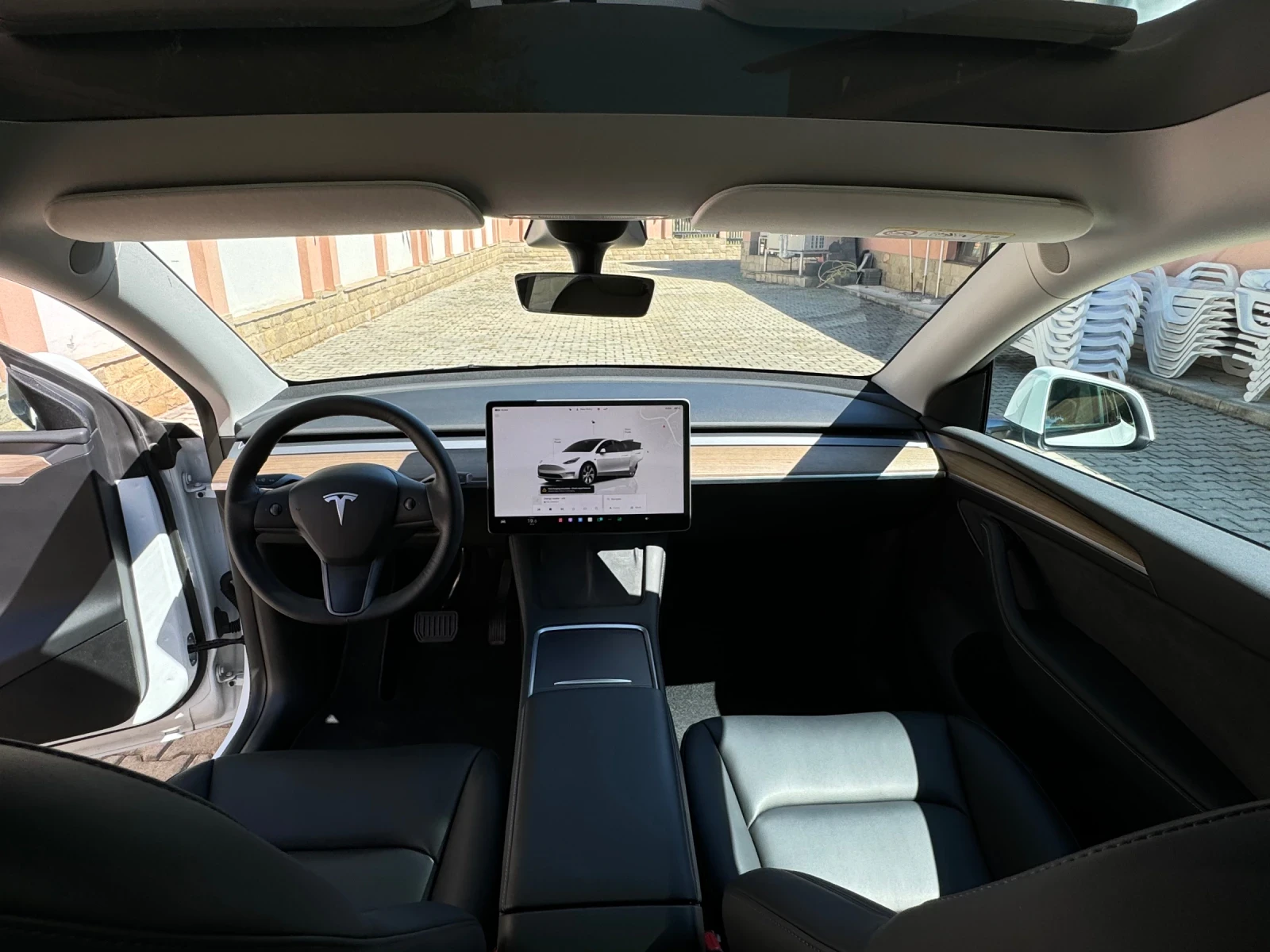 Tesla Model Y 4x4/LongRange/DualMotor/Гаранция/Налична - изображение 10