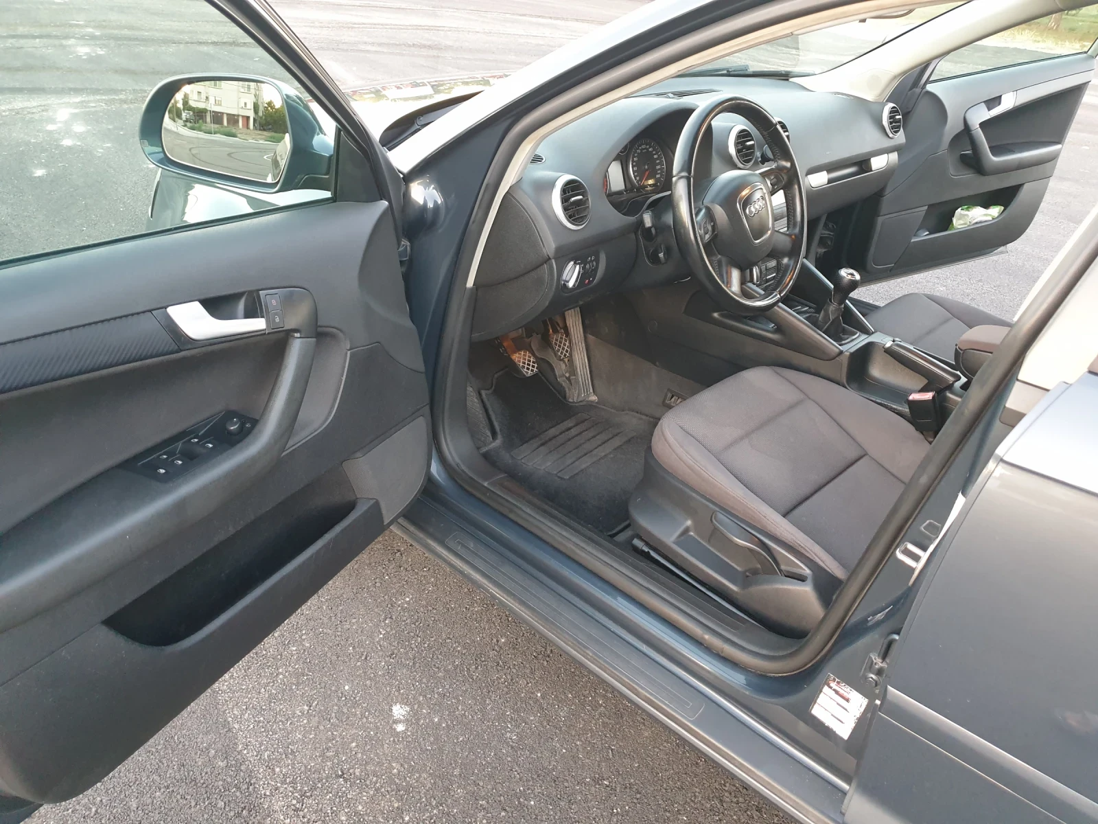Audi A3 2.0 140кс. - изображение 9