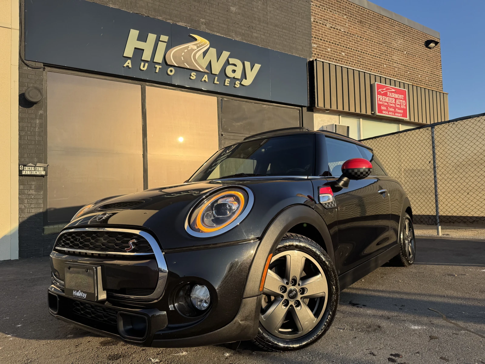 Mini Cooper s  Hatchback * CARFAX* * * (  ) | Mobile.bg   1