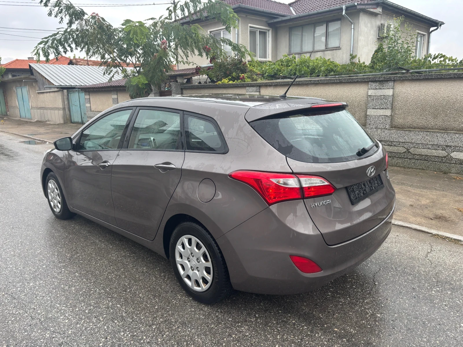 Hyundai I30 1.6 Crdi, снимка 9 - Автомобили и джипове - 55167554