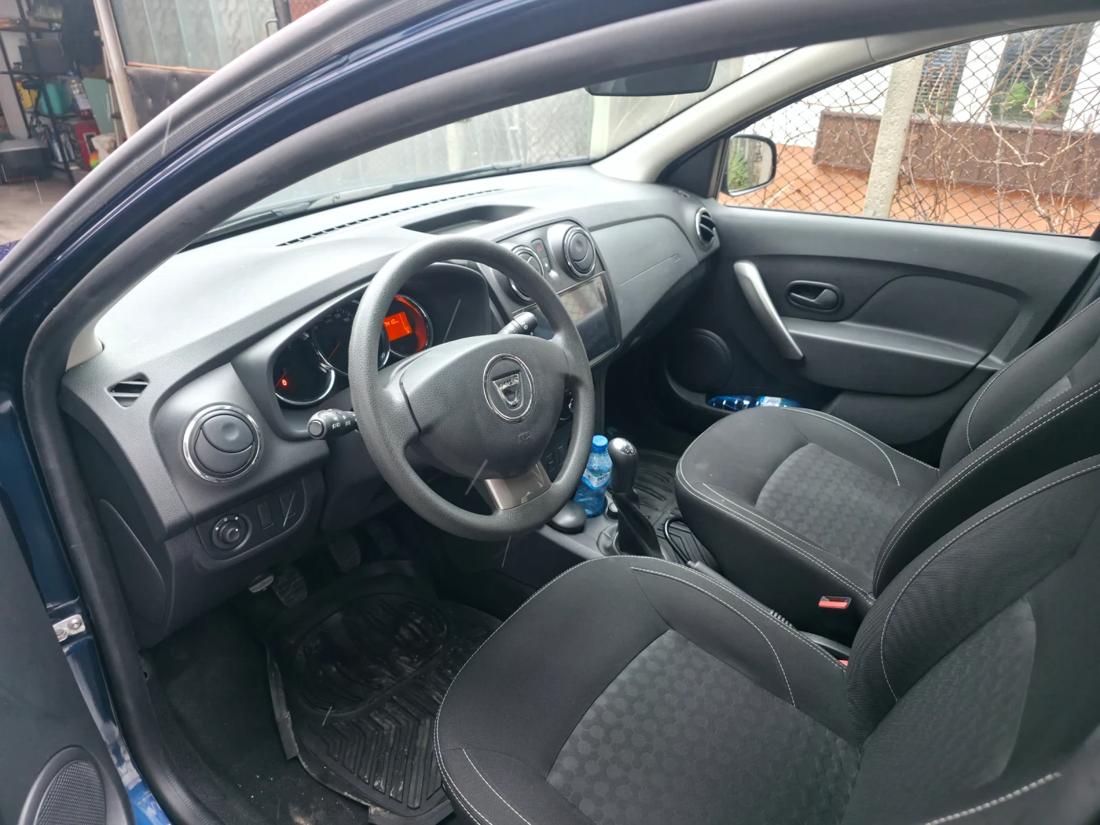 Dacia Sandero, снимка 9 - Автомобили и джипове - 53847208