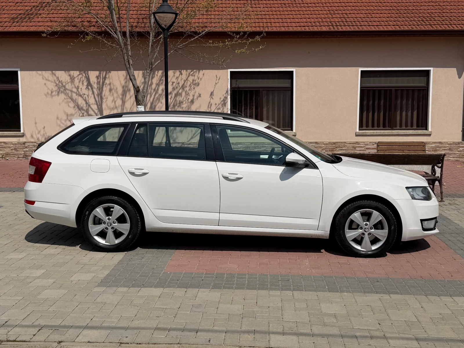 Skoda Octavia НОВ ВНОС ГЕРМАНИЯ НАВИ ФУЛ ЕКСТРИ, снимка 5 - Автомобили и джипове - 54227185