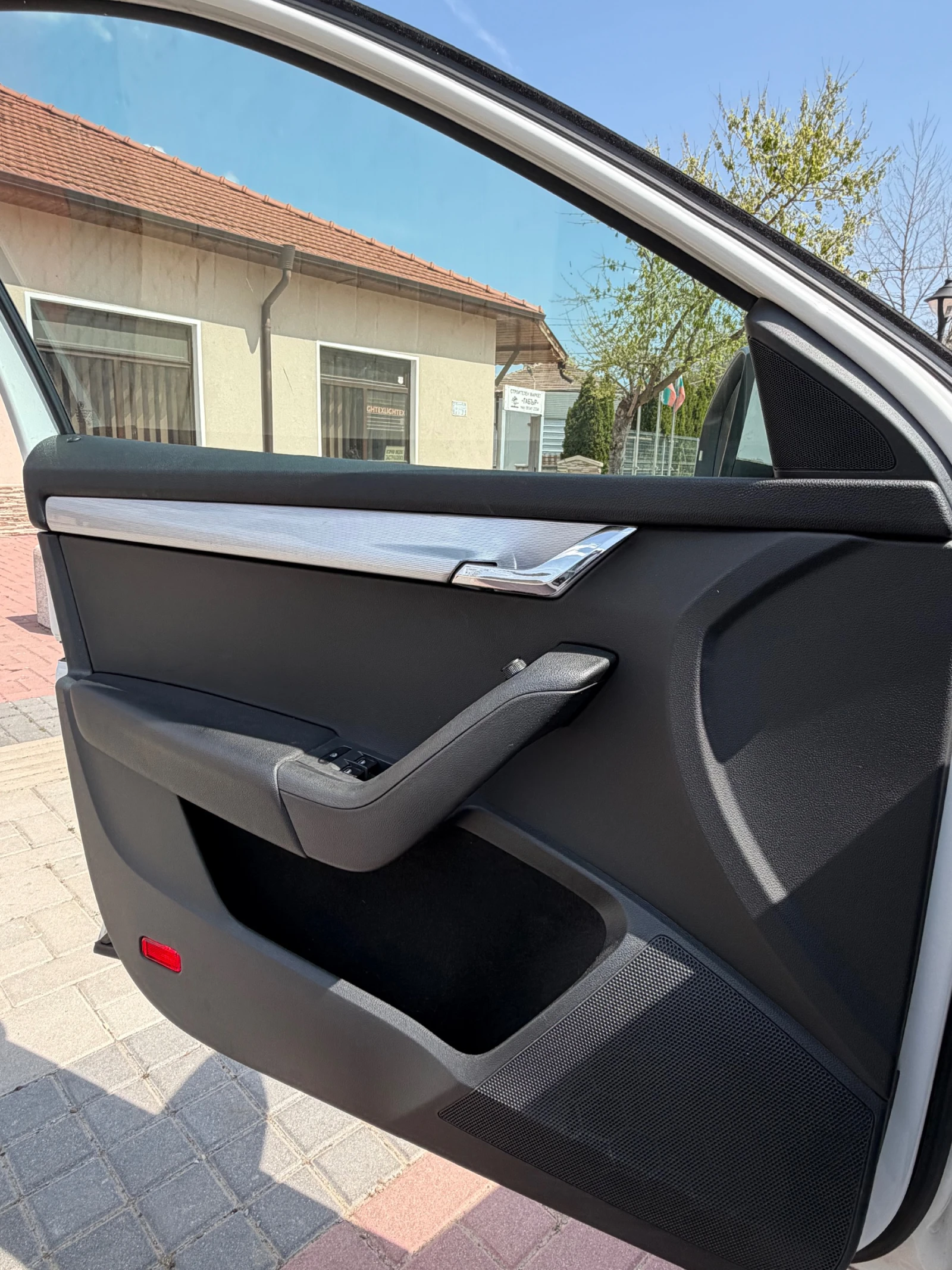 Skoda Octavia НОВ ВНОС ГЕРМАНИЯ НАВИ ФУЛ ЕКСТРИ, снимка 11 - Автомобили и джипове - 54227185