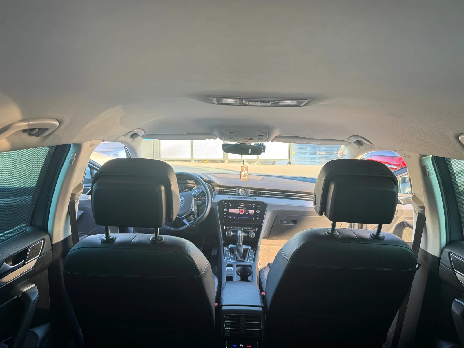 VW Passat Highline, N1 С ПРАВО НА ДАНЪЧЕН К-Т, снимка 9 - Автомобили и джипове - 54916879