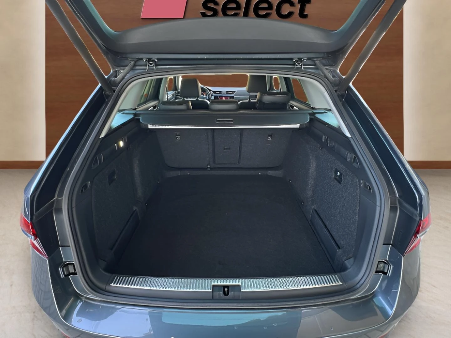 Skoda Superb 1.5 TSI, снимка 9 - Автомобили и джипове - 54348284