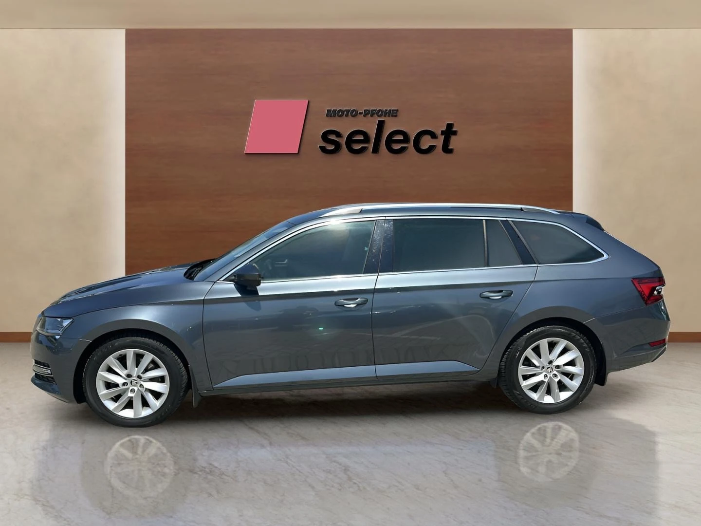 Skoda Superb 1.5 TSI, снимка 4 - Автомобили и джипове - 54348284