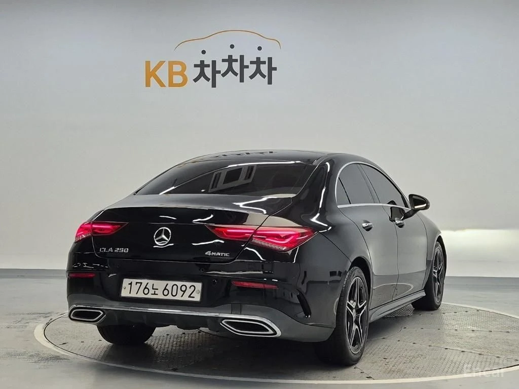 Mercedes-Benz CLA 250 AMG* LINE* 4MATIC* 360КАМЕРА* ПОДГРЕВ* КЕЙЛЕС* , снимка 2 - Автомобили и джипове - 54572778