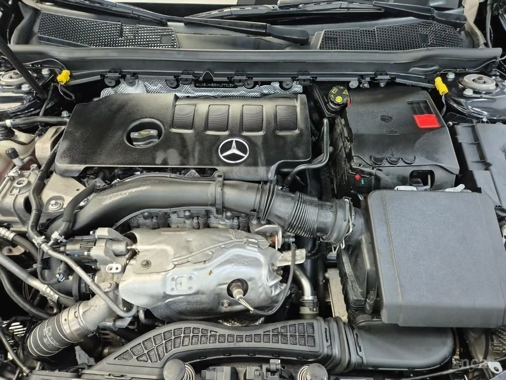 Mercedes-Benz CLA 250 AMG* LINE* 4MATIC* 360КАМЕРА* ПОДГРЕВ* КЕЙЛЕС* , снимка 16 - Автомобили и джипове - 54572778