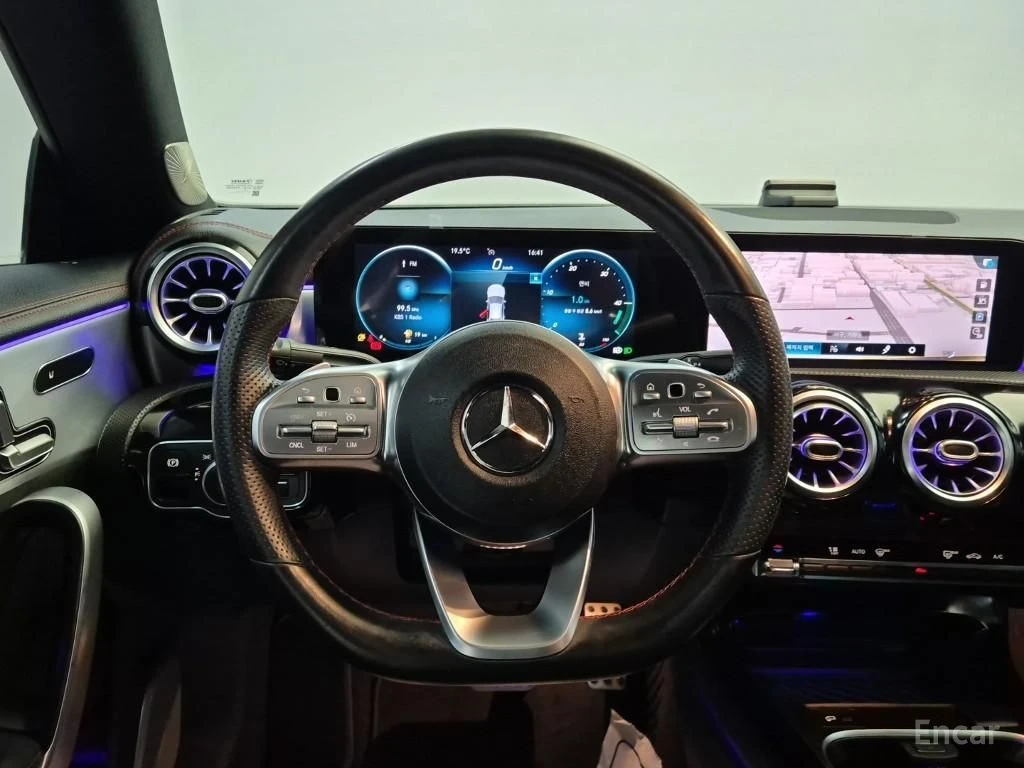 Mercedes-Benz CLA 250 AMG* LINE* 4MATIC* 360КАМЕРА* ПОДГРЕВ* КЕЙЛЕС* , снимка 8 - Автомобили и джипове - 54572778