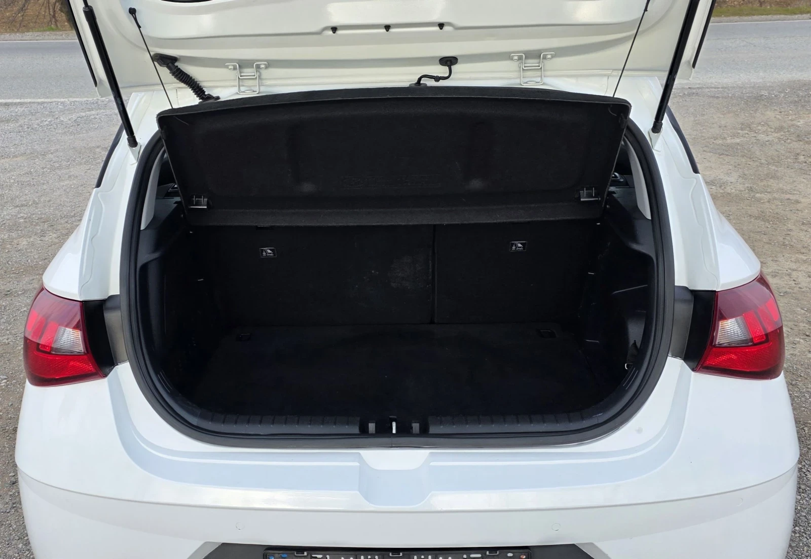 Hyundai I20 1.0 T-GDI Mild Hybrid DCT-100 hp, снимка 7 - Автомобили и джипове - 54574666