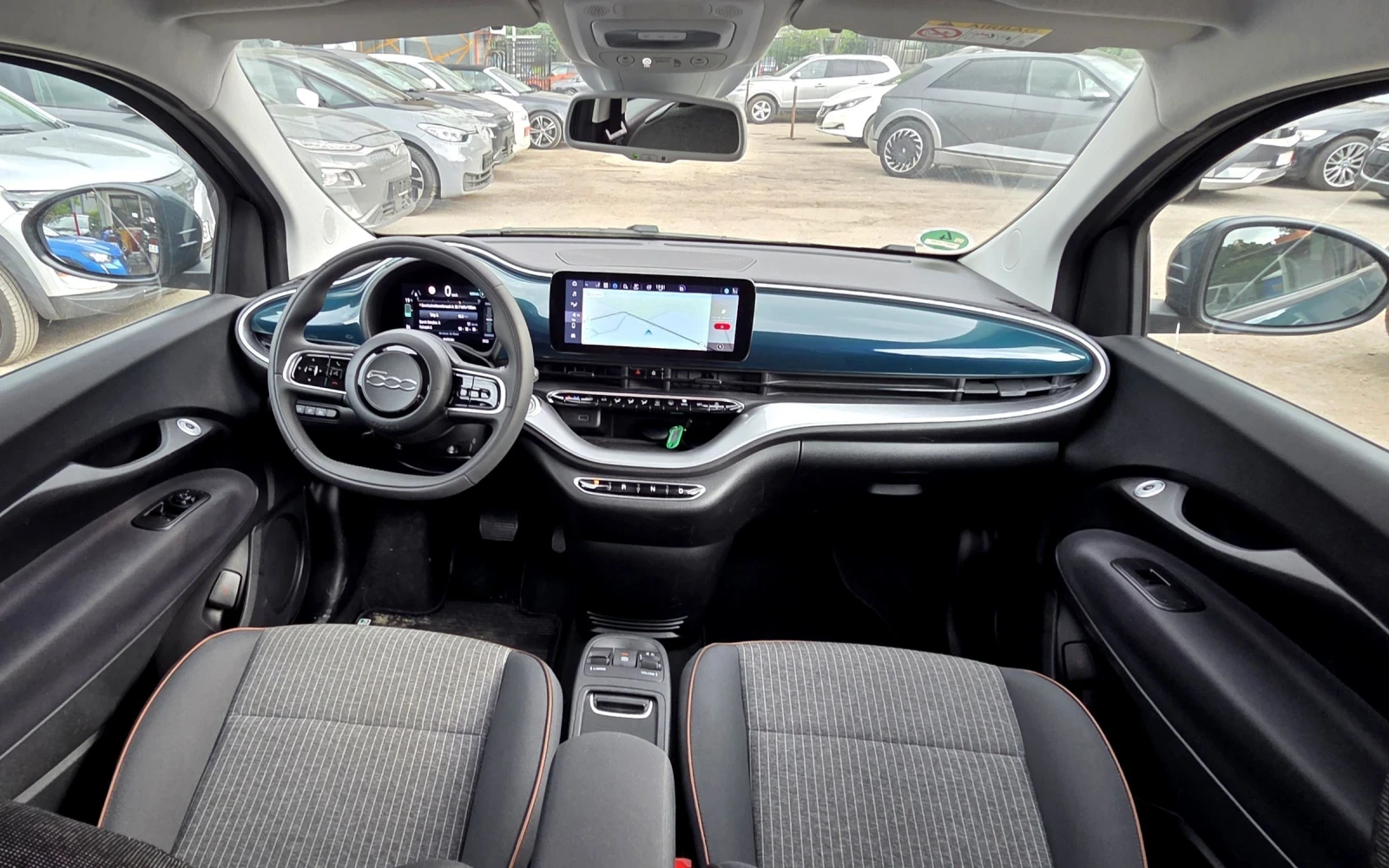 Fiat 500 42KWh/3 врати, снимка 10 - Автомобили и джипове - 54610921
