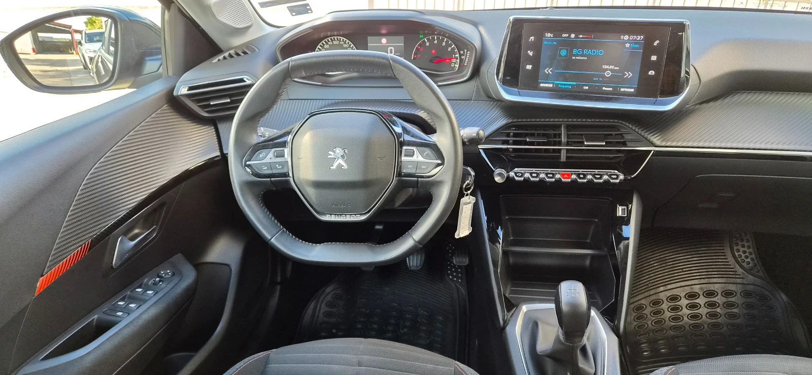 Peugeot 208 75294km. 2022г., снимка 11 - Автомобили и джипове - 54637632