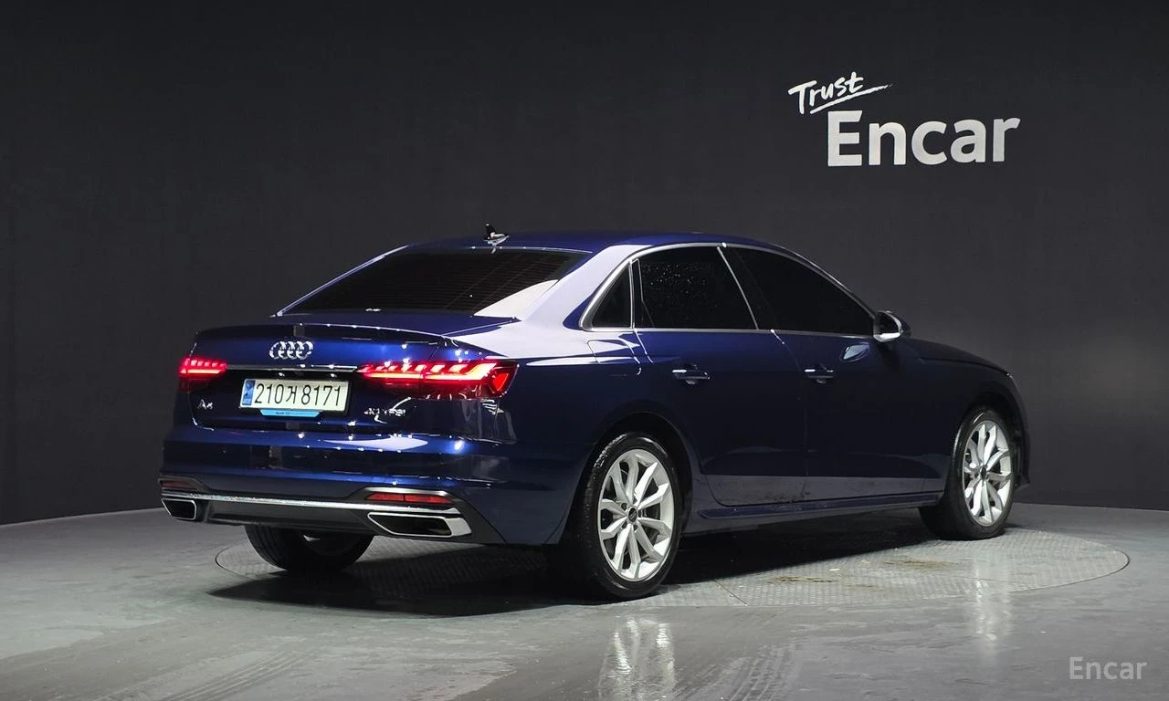 Audi A4 40TFSI* MATRIX* S* LINE* ДИСТРОНИК* ХЕДЪП* КАМЕРА*, снимка 2 - Автомобили и джипове - 54933246