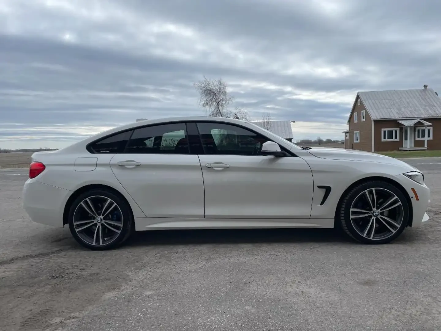BMW 435 XDRIVE #PANO# #УНИКАТ# !FULL!, снимка 3 - Автомобили и джипове - 55090024