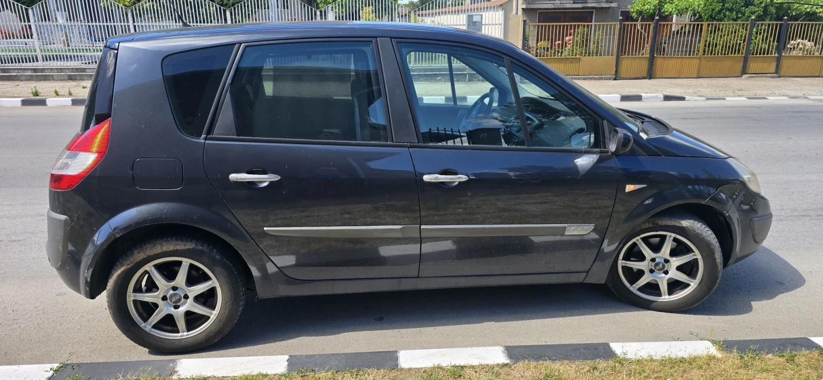 Renault Scenic 1.9, 110k.170х.км, снимка 3 - Автомобили и джипове - 55624653