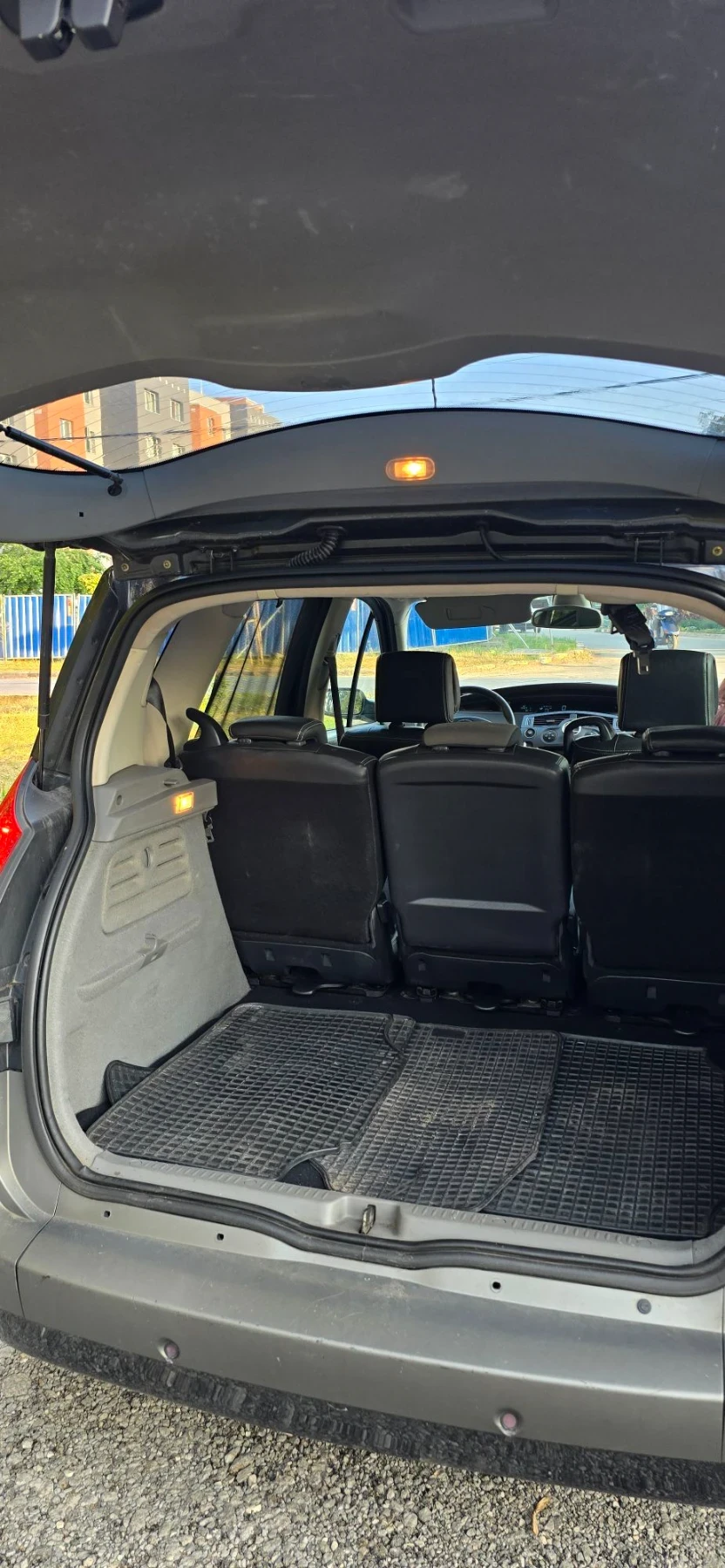Renault Scenic 1.9, 110k.170х.км, снимка 10 - Автомобили и джипове - 55624653