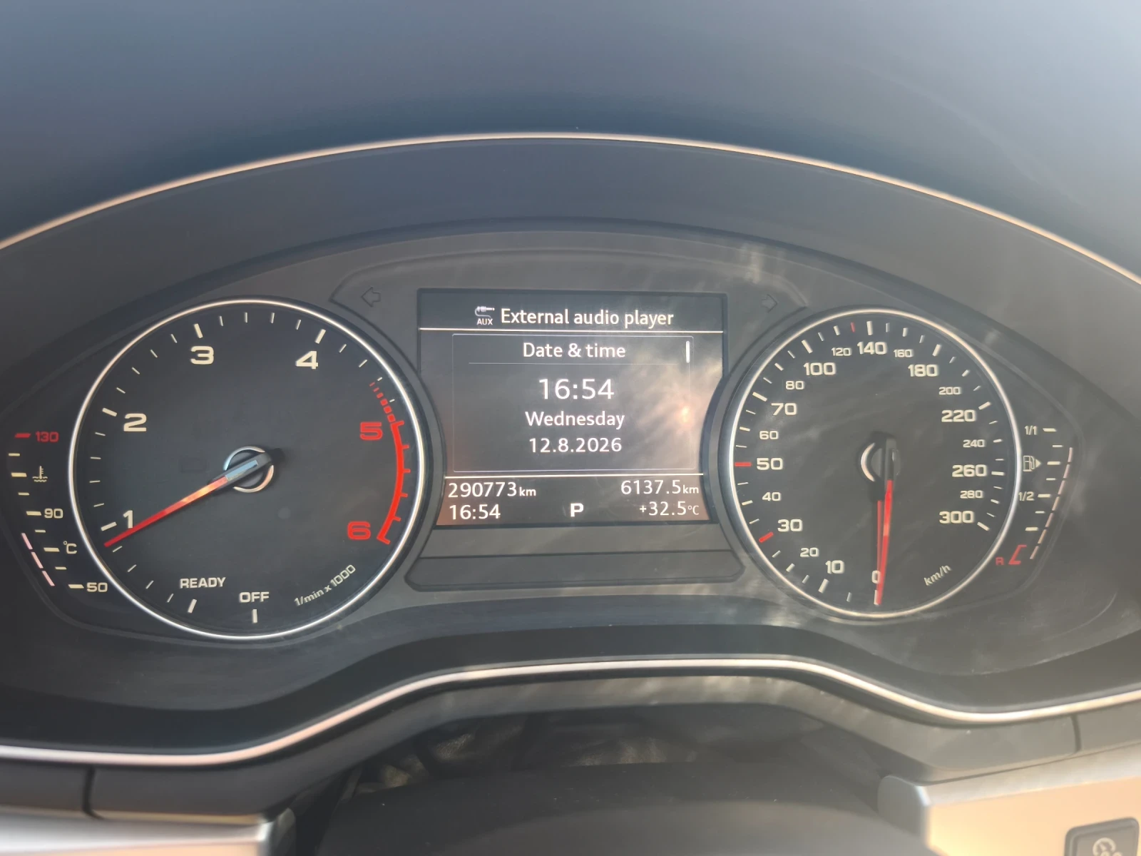 Audi A4 2.0 TDI, снимка 6 - Автомобили и джипове - 55652569