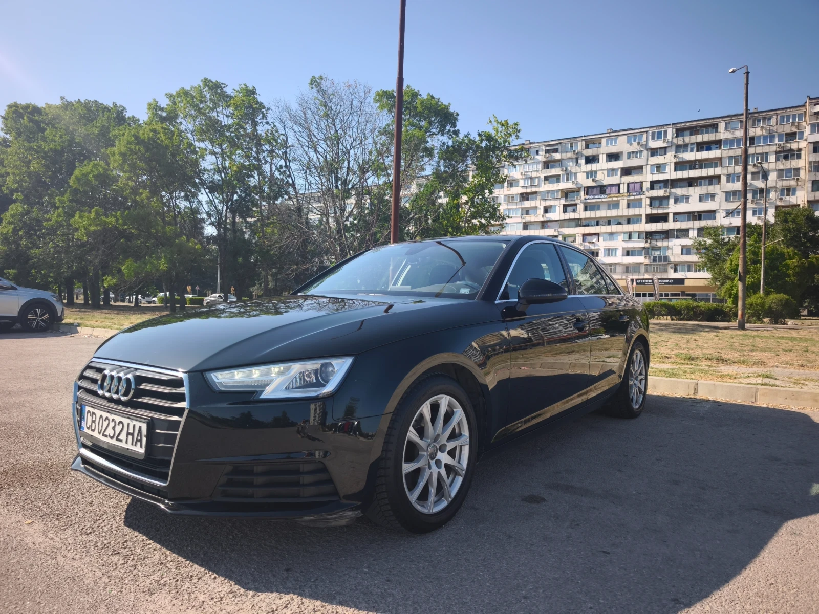 Audi A4 2.0 TDI, снимка 5 - Автомобили и джипове - 55652569