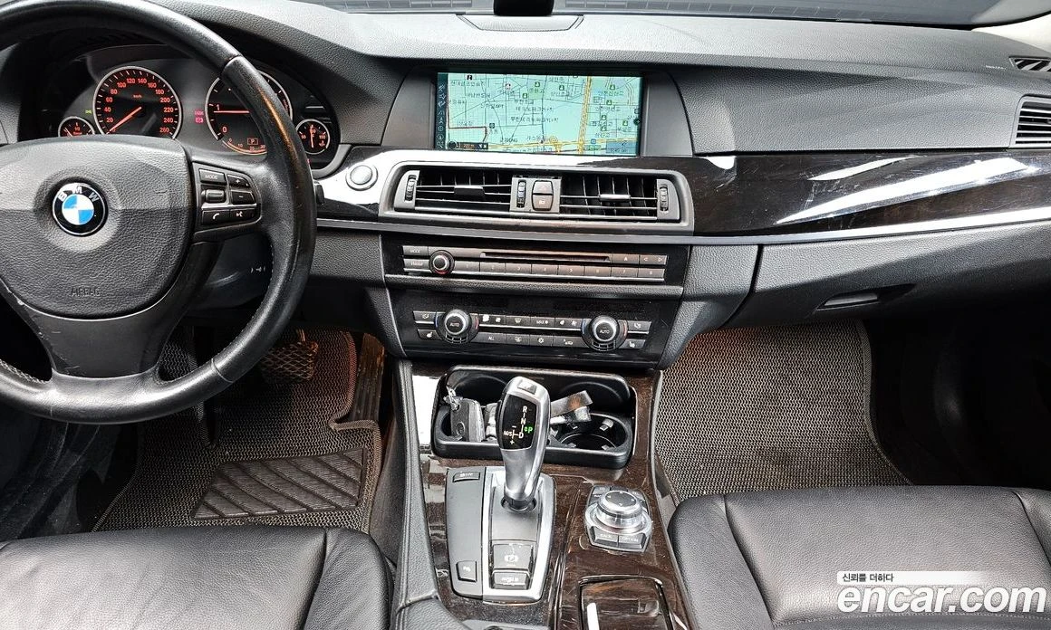 BMW 520 520d, снимка 14 - Автомобили и джипове - 56107557