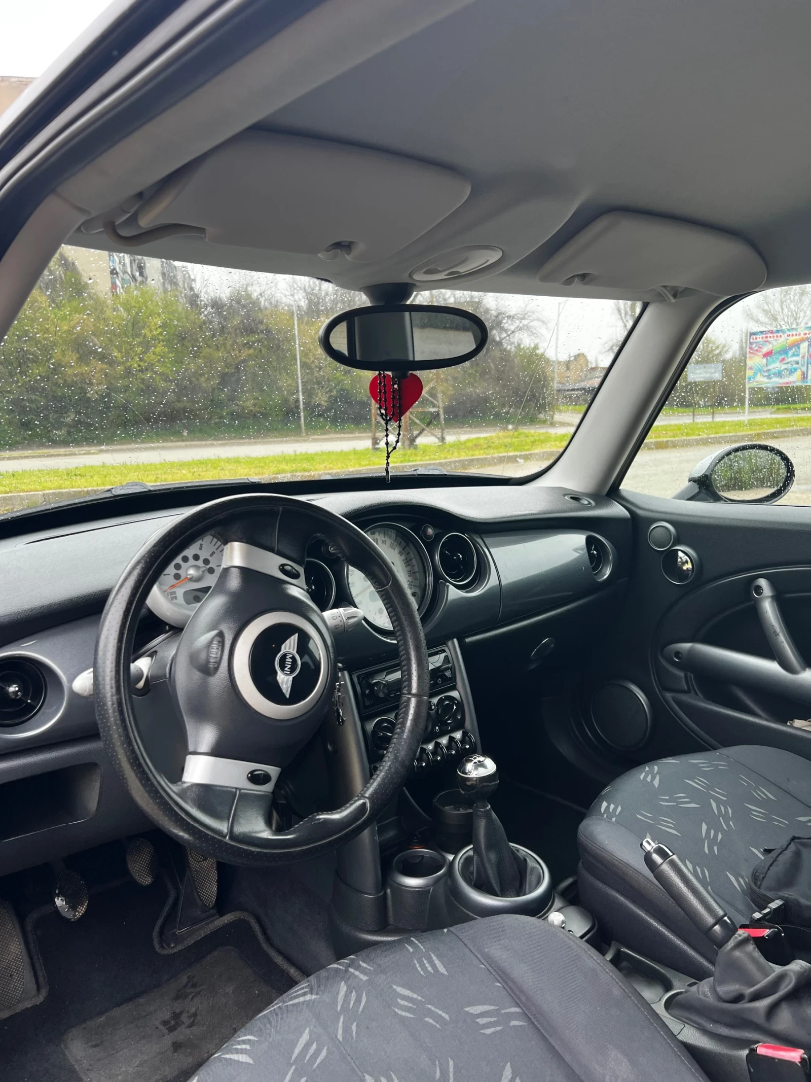 Mini One, снимка 7 - Автомобили и джипове - 56230791